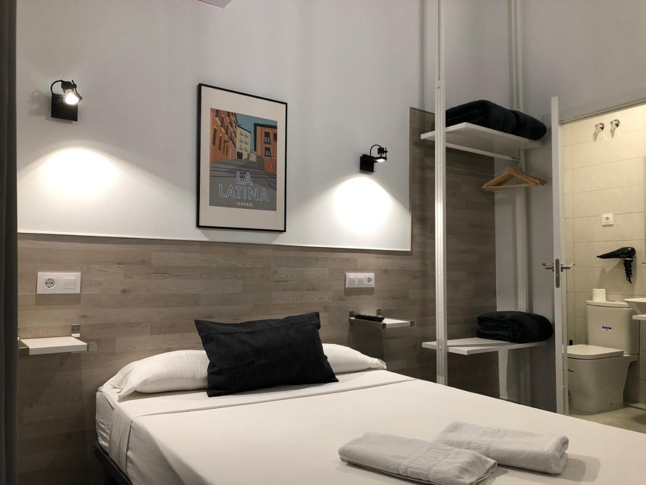 Hostal Rias Bajas Madrid Bagian luar foto