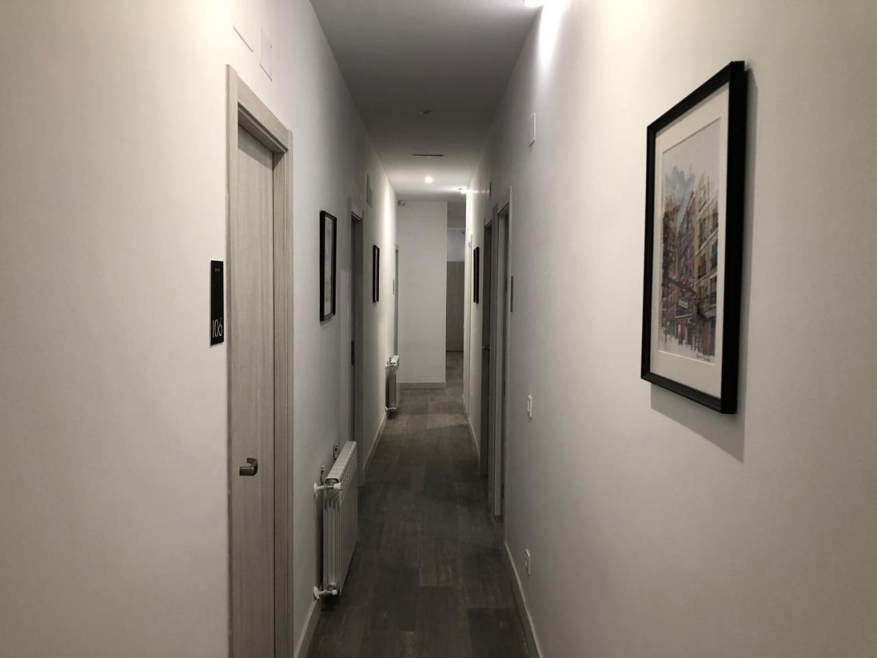 Hostal Rias Bajas Madrid Bagian luar foto