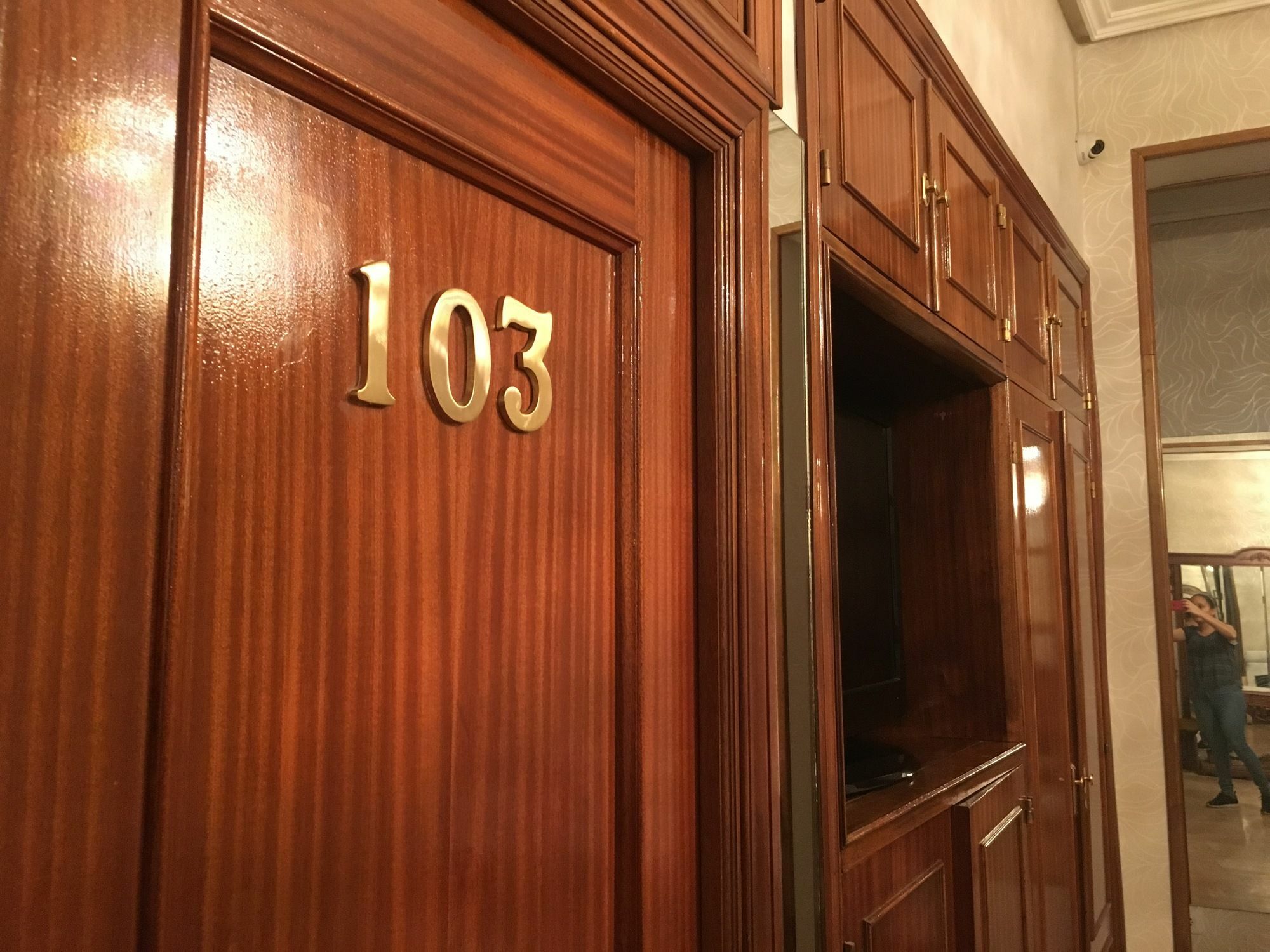 Hostal Rias Bajas Madrid Bagian luar foto
